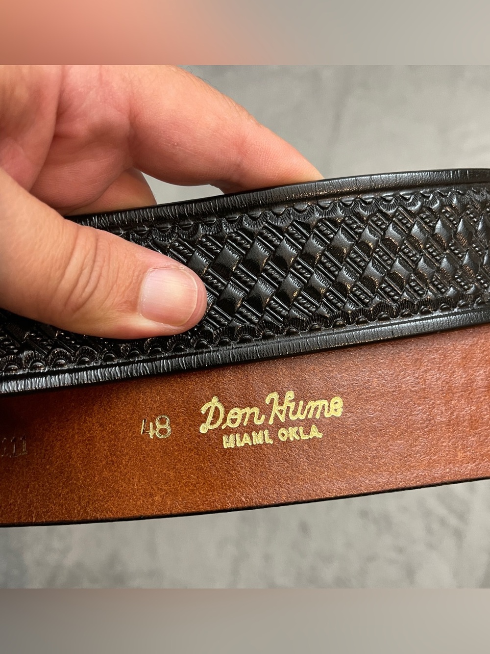 Don Hume B111 BUCKLELESS TROUSER BELT 1 3/4" Black Leather Basket Weave Men’s 48